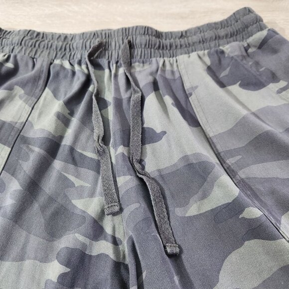 Splendid High Waisted Green Camo Joggers Pants Women's Size L - Picture 6 of 11